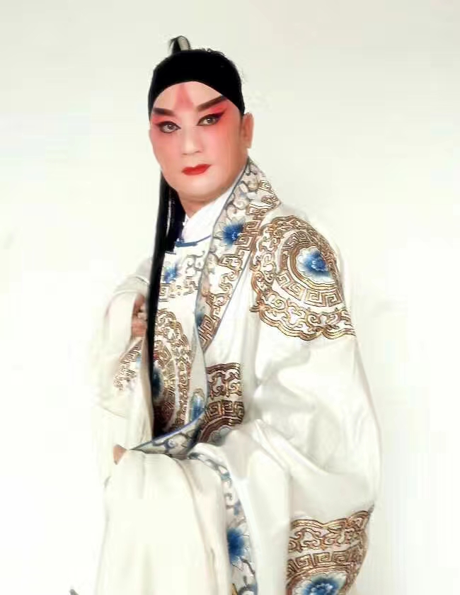 曲剧名家侯庆祥担任河南广播电视台周迪有戏全国戏迷争霸赛第四季总