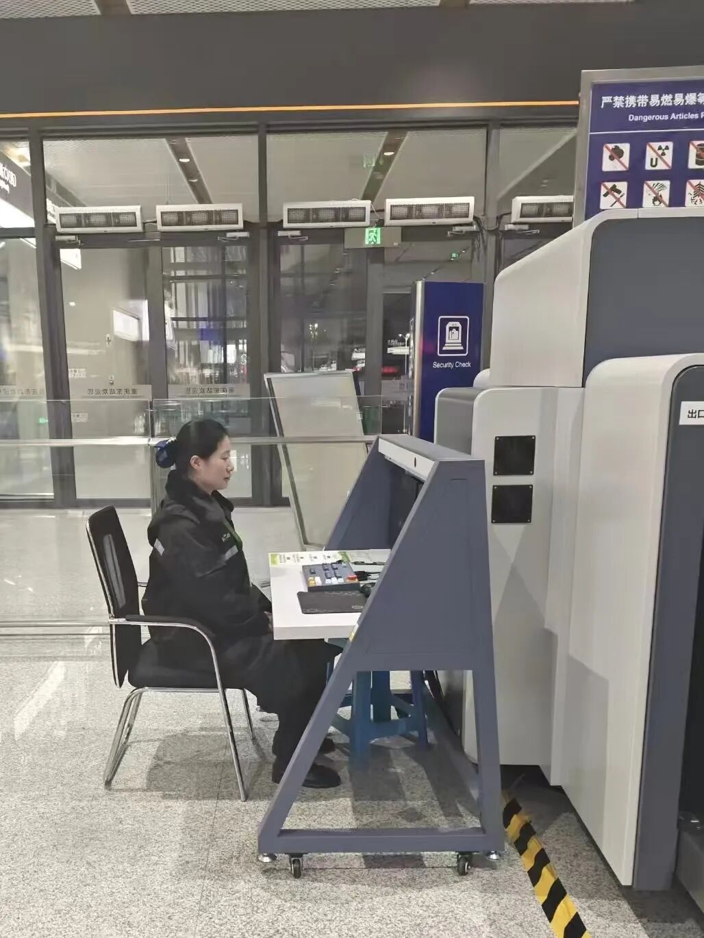 安检 (3).jpg