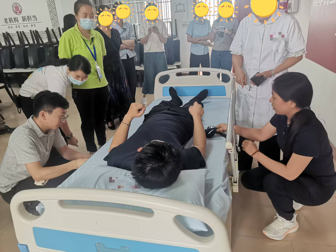 蒙泰给客户操作磁控约束带